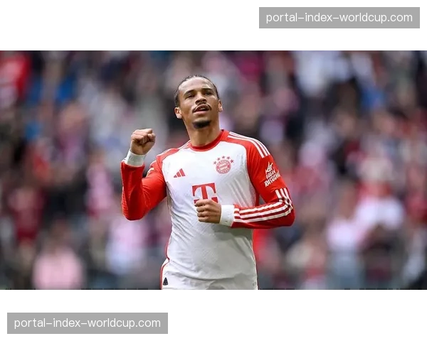 关键瞬间:萨内接长传反越位成功,完成一次经典的纵深单刀 关键瞬间:萨内接长传反越位成功,完成一次经典的纵深单刀